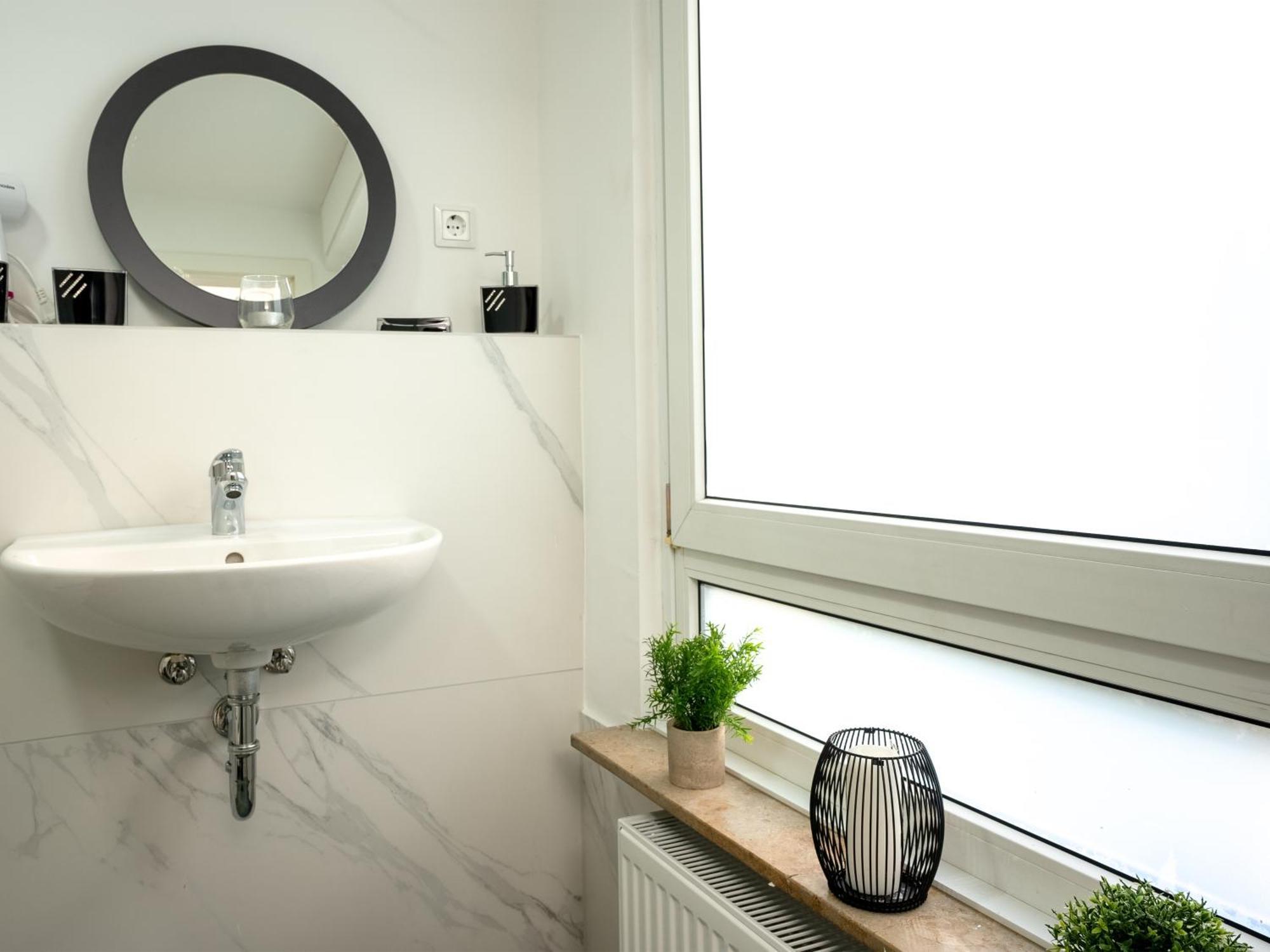 Serviceroom24 - Apartment 4 In Herten Wlan - Smart-Tv - 24-7 Check-In Und Kueche Exterior photo